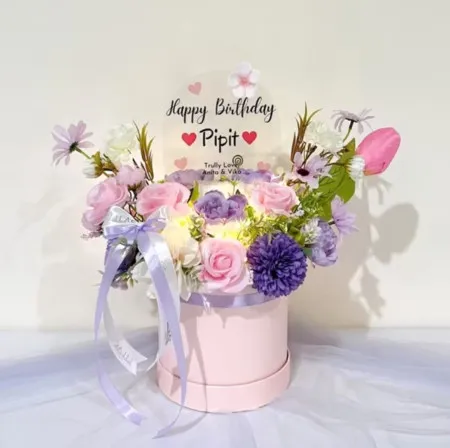 Bloom Box Akrilik Ucapan Ulang Tahun Pademangan